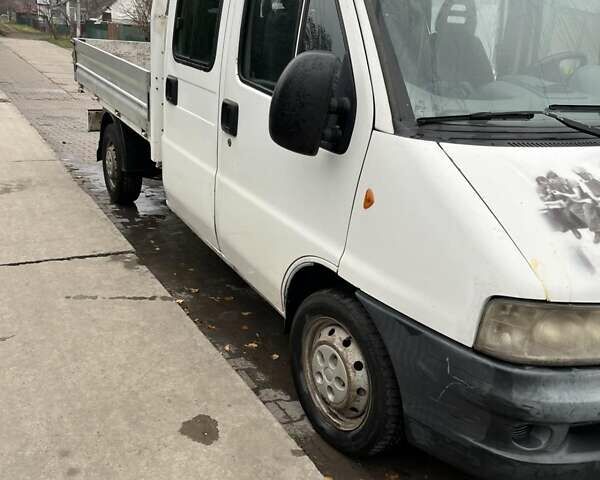 Белый Фиат Дукато, объемом двигателя 2.8 л и пробегом 360 тыс. км за 5500 $, фото 5 на Automoto.ua