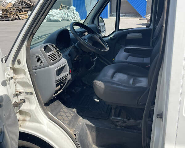 Белый Фиат Дукато, объемом двигателя 2.78 л и пробегом 304 тыс. км за 4450 $, фото 6 на Automoto.ua