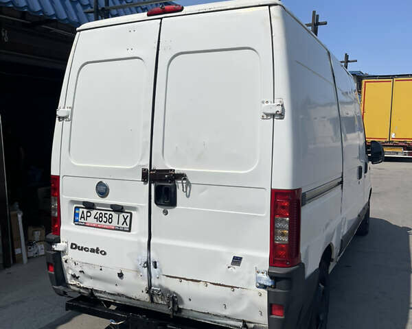 Белый Фиат Дукато, объемом двигателя 2.78 л и пробегом 304 тыс. км за 4450 $, фото 3 на Automoto.ua