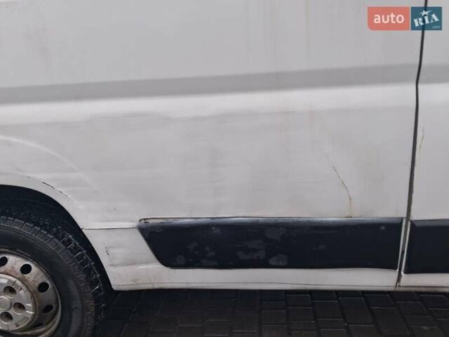 Белый Фиат Дукато, объемом двигателя 2.3 л и пробегом 358 тыс. км за 7900 $, фото 6 на Automoto.ua