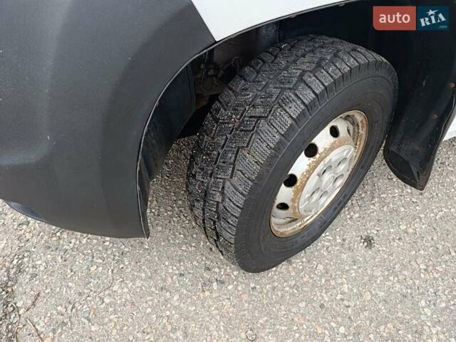 Білий Фіат Дукато, об'ємом двигуна 2.3 л та пробігом 290 тис. км за 8000 $, фото 6 на Automoto.ua