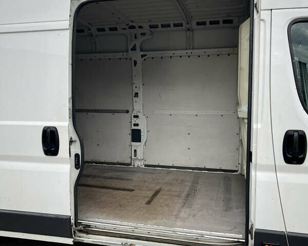 Белый Фиат Дукато, объемом двигателя 3 л и пробегом 420 тыс. км за 7100 $, фото 11 на Automoto.ua