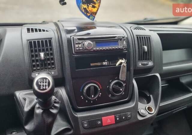 Білий Фіат Дукато, об'ємом двигуна 2.3 л та пробігом 330 тис. км за 3650 $, фото 9 на Automoto.ua