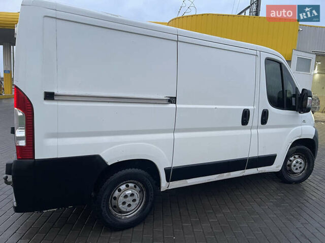 Білий Фіат Дукато, об'ємом двигуна 2 л та пробігом 380 тис. км за 8750 $, фото 3 на Automoto.ua