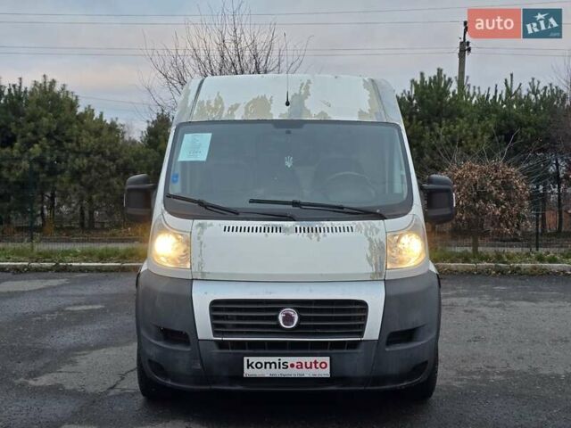 Белый Фиат Дукато, объемом двигателя 3 л и пробегом 313 тыс. км за 8499 $, фото 2 на Automoto.ua