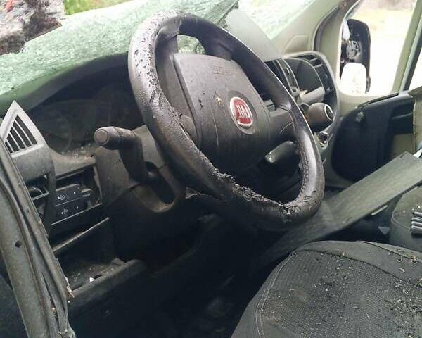 Белый Фиат Дукато, объемом двигателя 2.2 л и пробегом 350 тыс. км за 6000 $, фото 4 на Automoto.ua