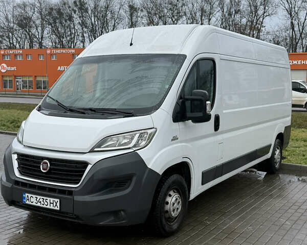 Белый Фиат Дукато, объемом двигателя 2.29 л и пробегом 250 тыс. км за 11800 $, фото 1 на Automoto.ua