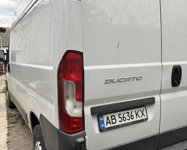 Белый Фиат Дукато, объемом двигателя 2.3 л и пробегом 232 тыс. км за 15500 $, фото 5 на Automoto.ua