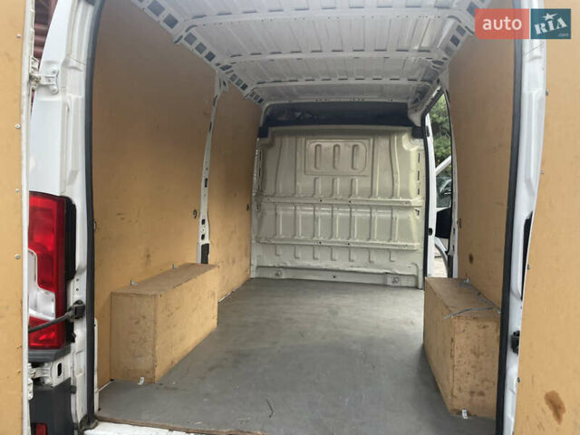 Білий Фіат Дукато, об'ємом двигуна 2.29 л та пробігом 290 тис. км за 14000 $, фото 10 на Automoto.ua