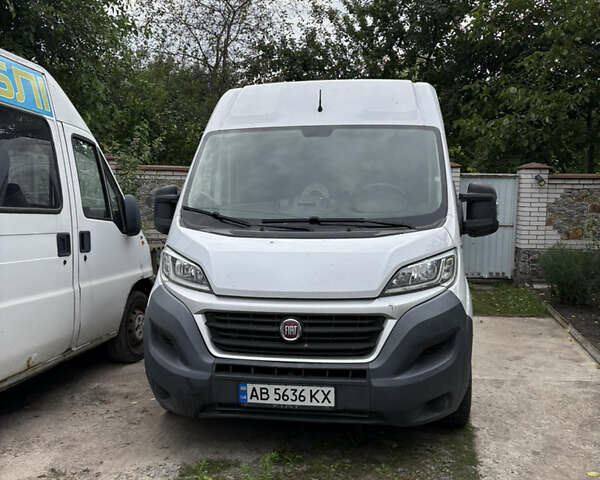Белый Фиат Дукато, объемом двигателя 2.3 л и пробегом 232 тыс. км за 15500 $, фото 1 на Automoto.ua