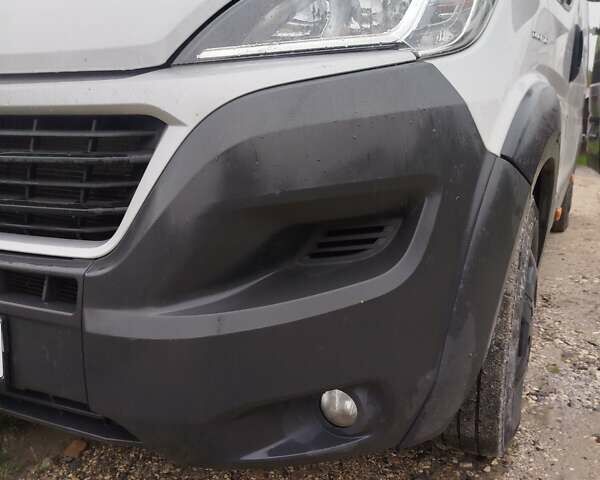 Білий Фіат Дукато, об'ємом двигуна 2.3 л та пробігом 305 тис. км за 13900 $, фото 8 на Automoto.ua