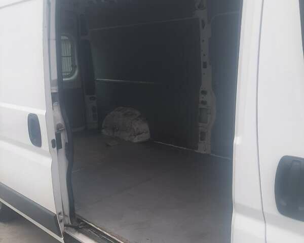 Белый Фиат Дукато, объемом двигателя 2.29 л и пробегом 464 тыс. км за 10900 $, фото 12 на Automoto.ua