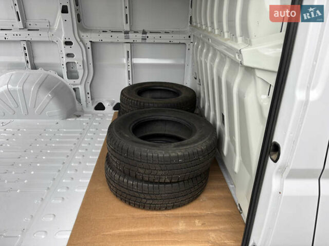 Белый Фиат Дукато, объемом двигателя 2.29 л и пробегом 8 тыс. км за 22000 $, фото 11 на Automoto.ua