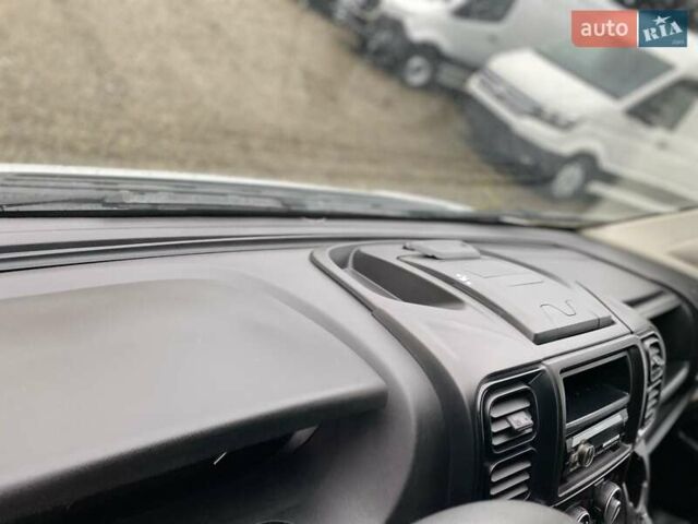 Белый Фиат Дукато, объемом двигателя 2.2 л и пробегом 300 тыс. км за 18350 $, фото 44 на Automoto.ua