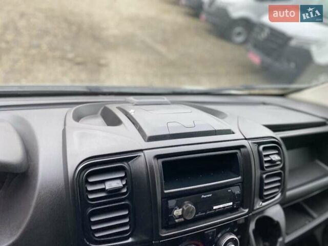 Белый Фиат Дукато, объемом двигателя 2.2 л и пробегом 300 тыс. км за 18350 $, фото 40 на Automoto.ua