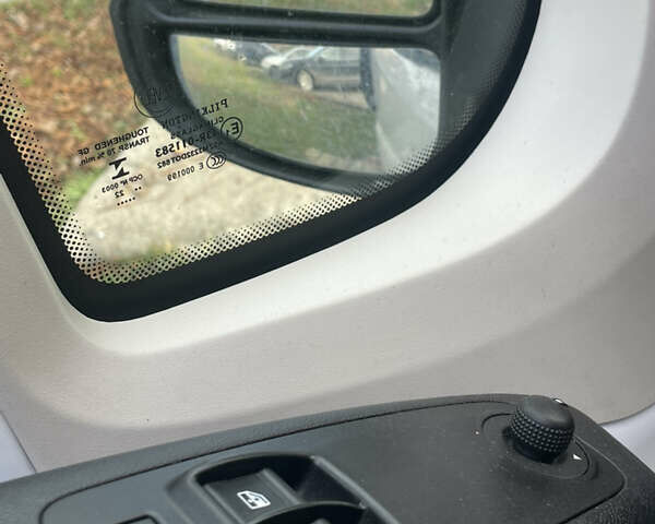 Белый Фиат Дукато, объемом двигателя 2.3 л и пробегом 150 тыс. км за 26000 $, фото 7 на Automoto.ua