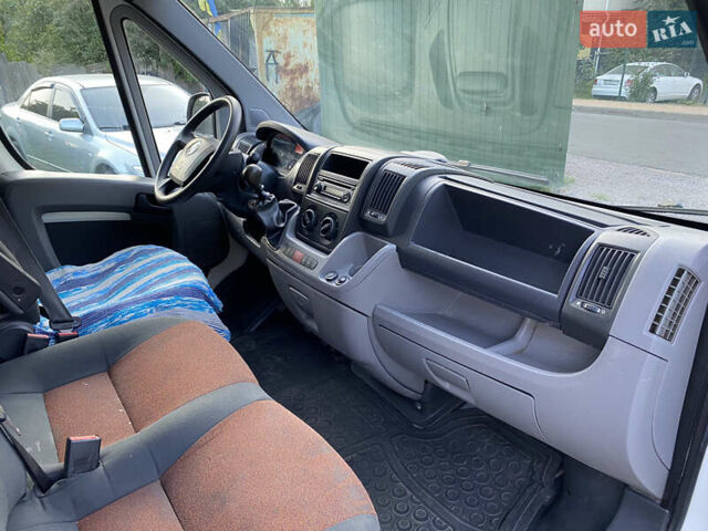 Белый Фиат Дукато, объемом двигателя 2.29 л и пробегом 300 тыс. км за 6300 $, фото 13 на Automoto.ua