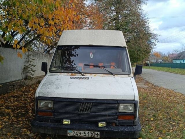 Білий Фіат Дукато, об'ємом двигуна 2.5 л та пробігом 386 тис. км за 999 $, фото 3 на Automoto.ua