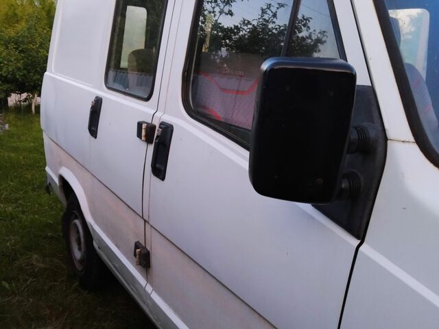 Білий Фіат Дукато, об'ємом двигуна 1.9 л та пробігом 280 тис. км за 1600 $, фото 1 на Automoto.ua