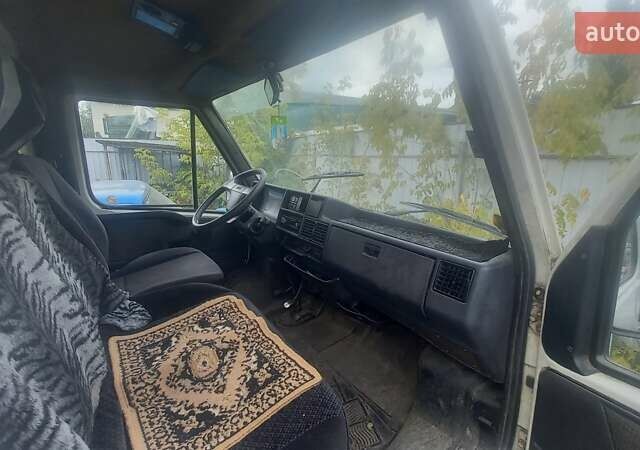 Белый Фиат Дукато, объемом двигателя 2.5 л и пробегом 400 тыс. км за 1950 $, фото 1 на Automoto.ua