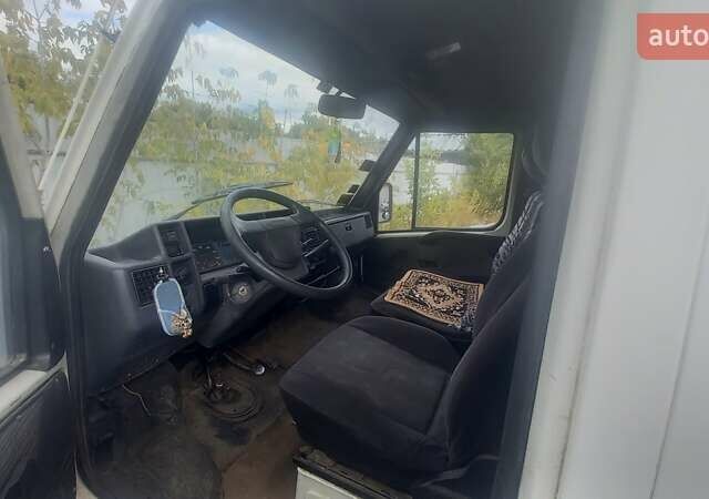 Белый Фиат Дукато, объемом двигателя 2.5 л и пробегом 400 тыс. км за 1950 $, фото 3 на Automoto.ua