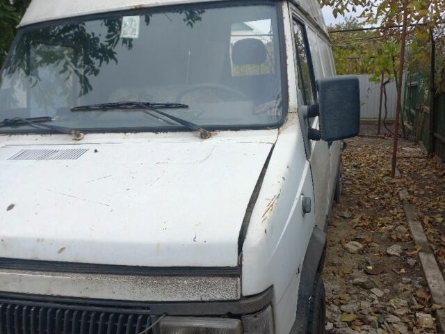 Білий Фіат Дукато, об'ємом двигуна 0 л та пробігом 400 тис. км за 1500 $, фото 1 на Automoto.ua