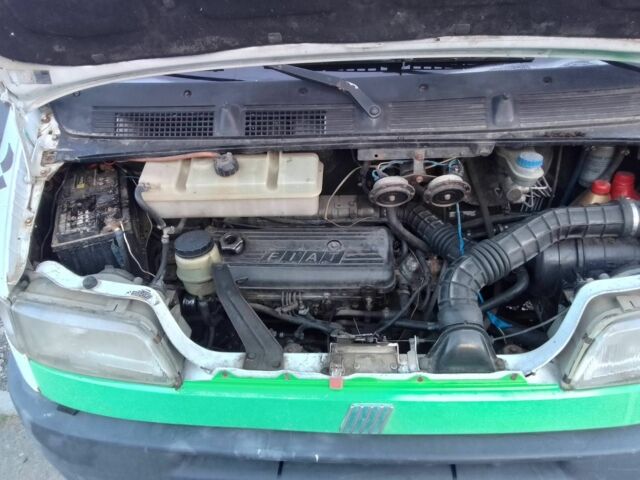 Белый Фиат Дукато, объемом двигателя 0 л и пробегом 111 тыс. км за 3000 $, фото 4 на Automoto.ua