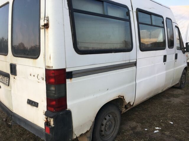 Белый Фиат Дукато, объемом двигателя 2.5 л и пробегом 320 тыс. км за 1600 $, фото 1 на Automoto.ua