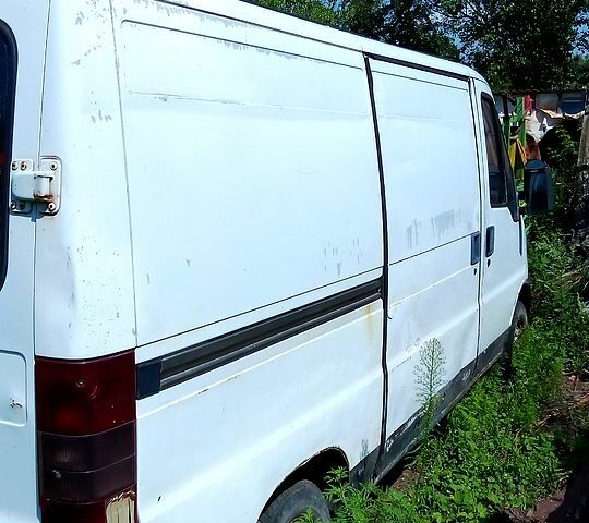 Белый Фиат Дукато, объемом двигателя 1.9 л и пробегом 200 тыс. км за 1100 $, фото 4 на Automoto.ua