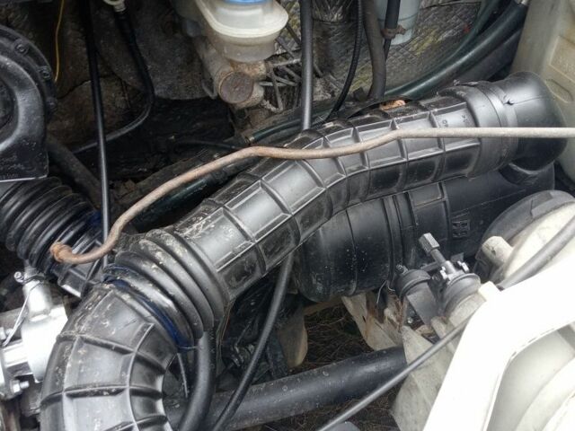 Белый Фиат Дукато, объемом двигателя 1.9 л и пробегом 384 тыс. км за 1500 $, фото 6 на Automoto.ua