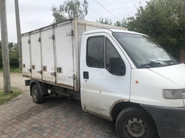 Белый Фиат Дукато, объемом двигателя 2.5 л и пробегом 400 тыс. км за 2500 $, фото 3 на Automoto.ua