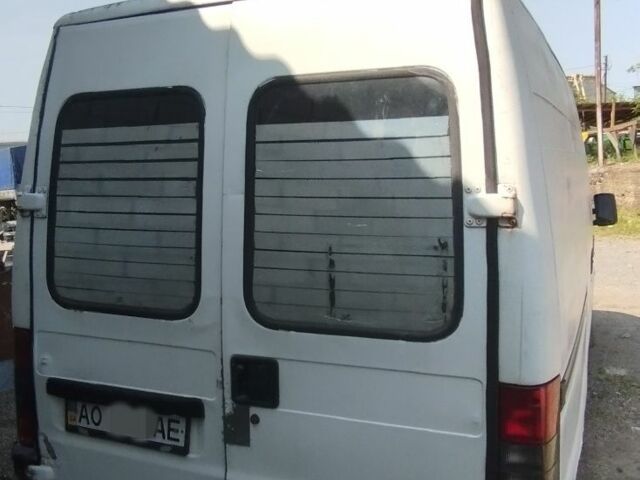 Белый Фиат Дукато, объемом двигателя 2.5 л и пробегом 222 тыс. км за 1500 $, фото 2 на Automoto.ua