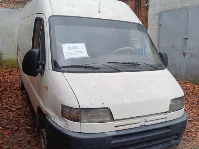 Белый Фиат Дукато, объемом двигателя 2.5 л и пробегом 111 тыс. км за 999 $, фото 1 на Automoto.ua