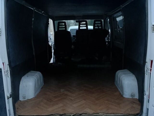 Белый Фиат Дукато, объемом двигателя 2.5 л и пробегом 270 тыс. км за 3600 $, фото 3 на Automoto.ua