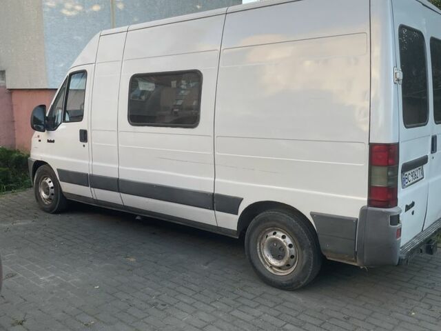 Белый Фиат Дукато, объемом двигателя 2.5 л и пробегом 400 тыс. км за 4500 $, фото 1 на Automoto.ua