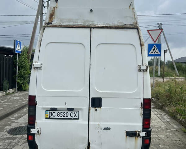 Белый Фиат Дукато, объемом двигателя 2.8 л и пробегом 559 тыс. км за 3300 $, фото 7 на Automoto.ua