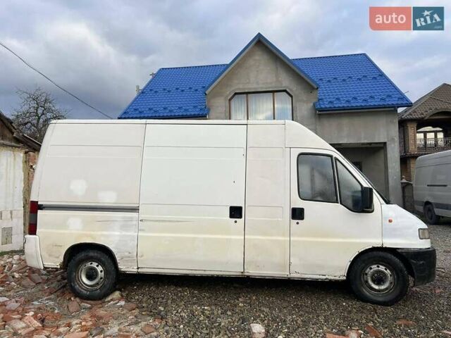 Белый Фиат Дукато, объемом двигателя 2.8 л и пробегом 545 тыс. км за 2000 $, фото 4 на Automoto.ua