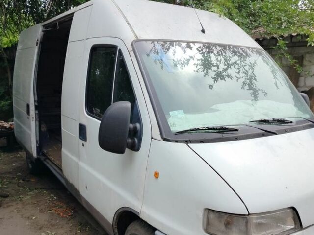 Білий Фіат Дукато, об'ємом двигуна 2.8 л та пробігом 345 тис. км за 3100 $, фото 1 на Automoto.ua