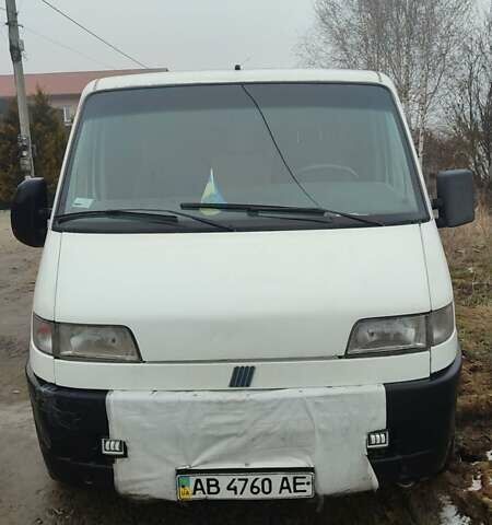 Белый Фиат Дукато, объемом двигателя 2.8 л и пробегом 350 тыс. км за 3200 $, фото 3 на Automoto.ua