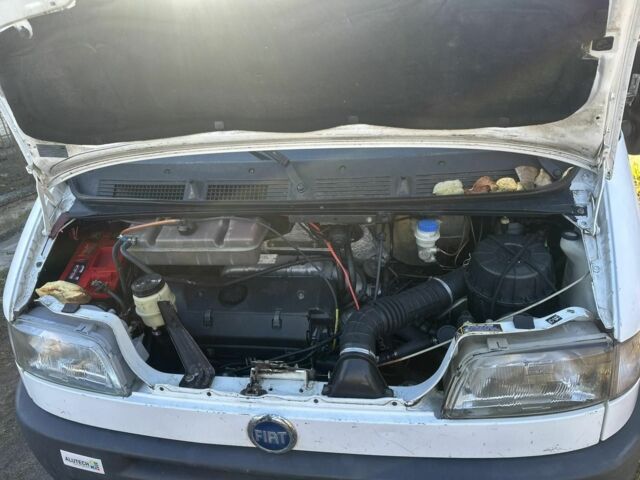 Білий Фіат Дукато, об'ємом двигуна 2.8 л та пробігом 300 тис. км за 1800 $, фото 10 на Automoto.ua