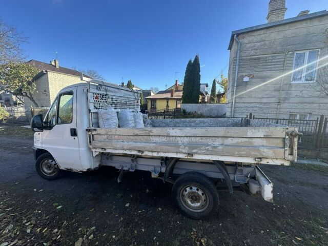 Білий Фіат Дукато, об'ємом двигуна 2.8 л та пробігом 300 тис. км за 1800 $, фото 8 на Automoto.ua