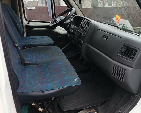 Белый Фиат Дукато, объемом двигателя 2.8 л и пробегом 380 тыс. км за 3500 $, фото 4 на Automoto.ua