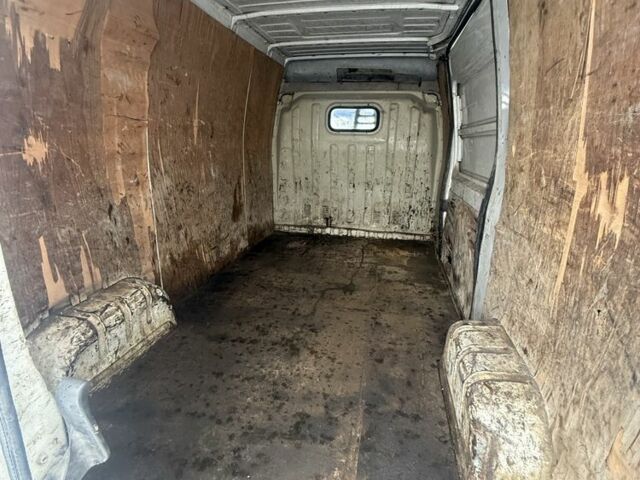 Белый Фиат Дукато, объемом двигателя 2.8 л и пробегом 400 тыс. км за 1850 $, фото 6 на Automoto.ua