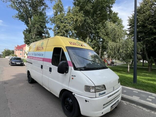 Белый Фиат Дукато, объемом двигателя 2.8 л и пробегом 416 тыс. км за 2200 $, фото 1 на Automoto.ua