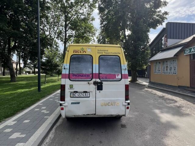 Белый Фиат Дукато, объемом двигателя 2.8 л и пробегом 416 тыс. км за 2200 $, фото 4 на Automoto.ua