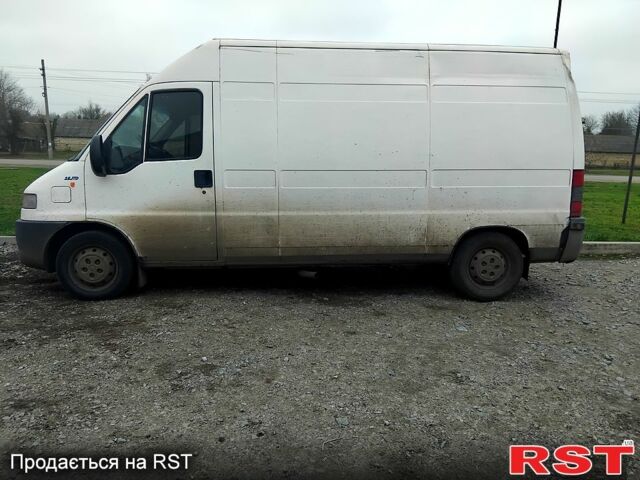 Белый Фиат Дукато, объемом двигателя 2.8 л и пробегом 400 тыс. км за 2799 $, фото 2 на Automoto.ua