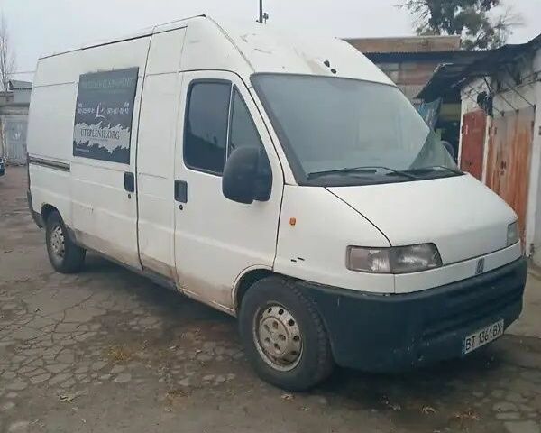 Белый Фиат Дукато, объемом двигателя 2.8 л и пробегом 387 тыс. км за 1200 $, фото 2 на Automoto.ua