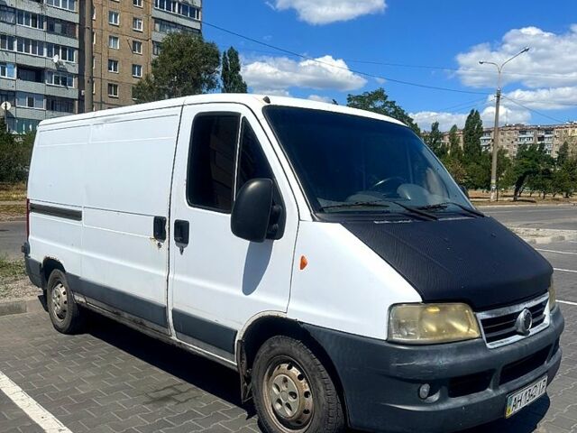 Белый Фиат Дукато, объемом двигателя 2.3 л и пробегом 644 тыс. км за 3700 $, фото 1 на Automoto.ua