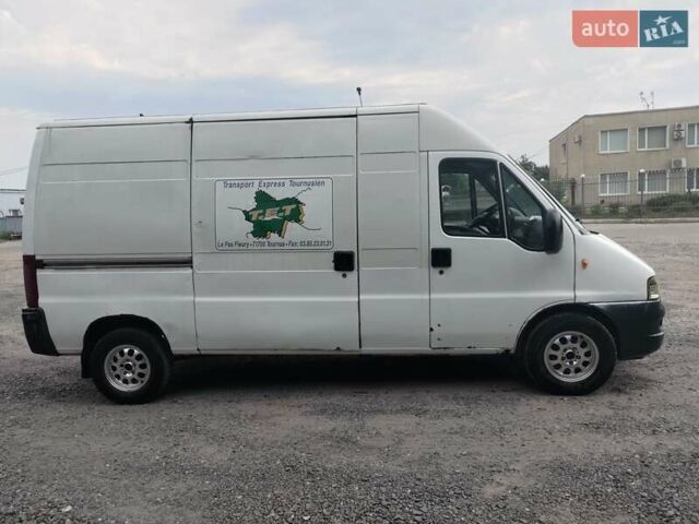 Белый Фиат Дукато, объемом двигателя 2.29 л и пробегом 576 тыс. км за 4000 $, фото 10 на Automoto.ua