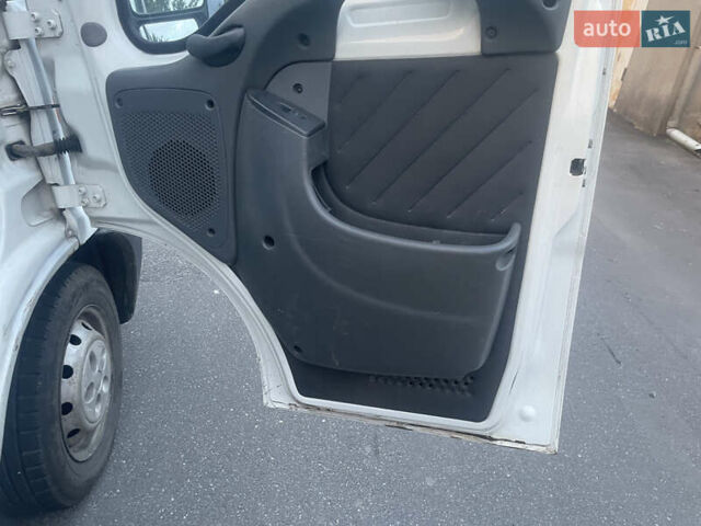 Белый Фиат Дукато, объемом двигателя 2.29 л и пробегом 494 тыс. км за 3500 $, фото 22 на Automoto.ua